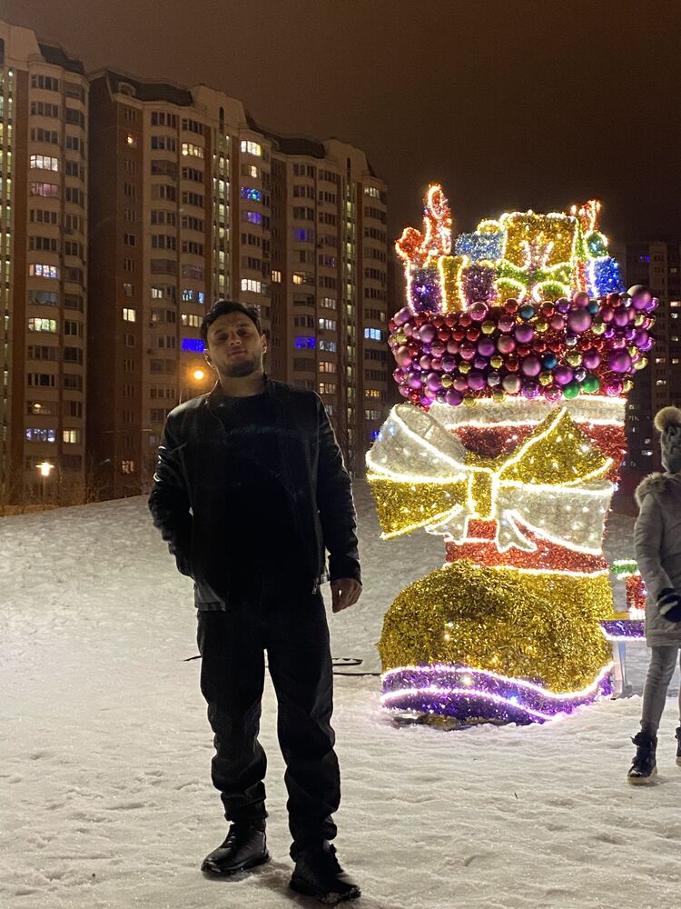  31652132  Kazim, 26 ,    