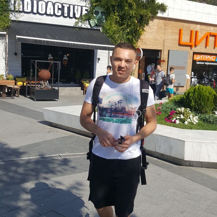  ,   Kanstantin, 32 ,   ,   , c 
