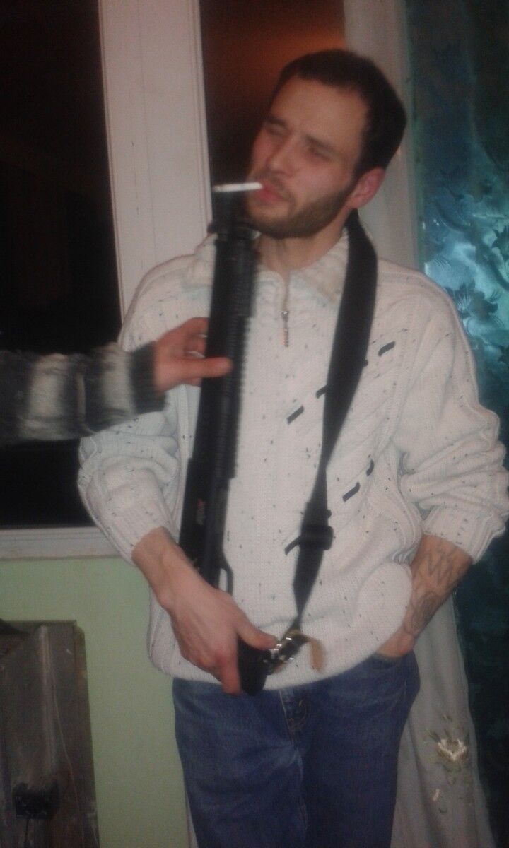  ,   Ruslan, 39 ,   ,   , c 