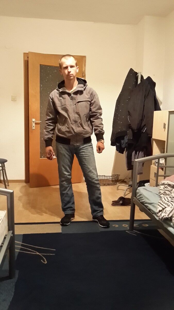  ,   Fjodr, 42 ,   ,   , c , 