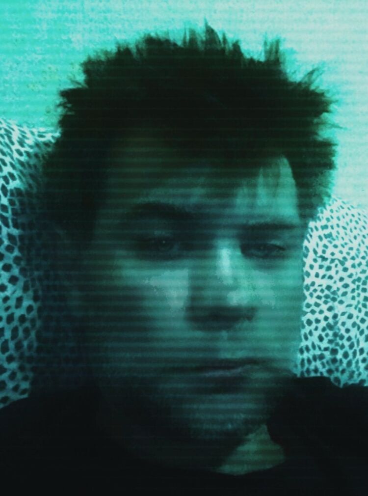  42723582  , 44 ,    
