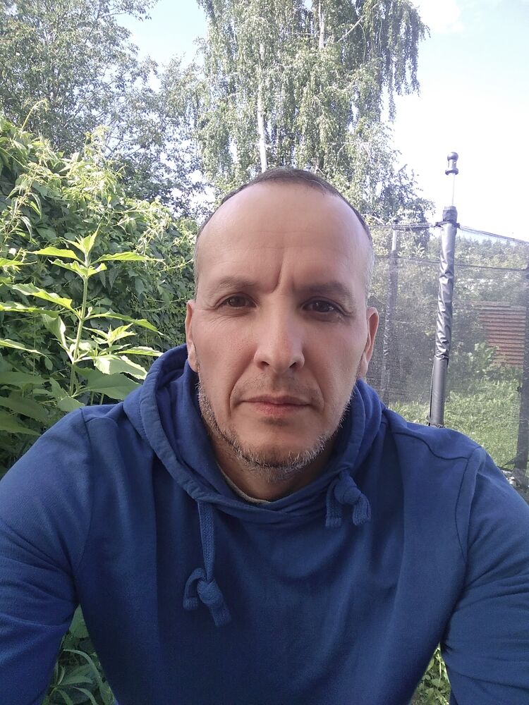  53027692  , 44 ,    