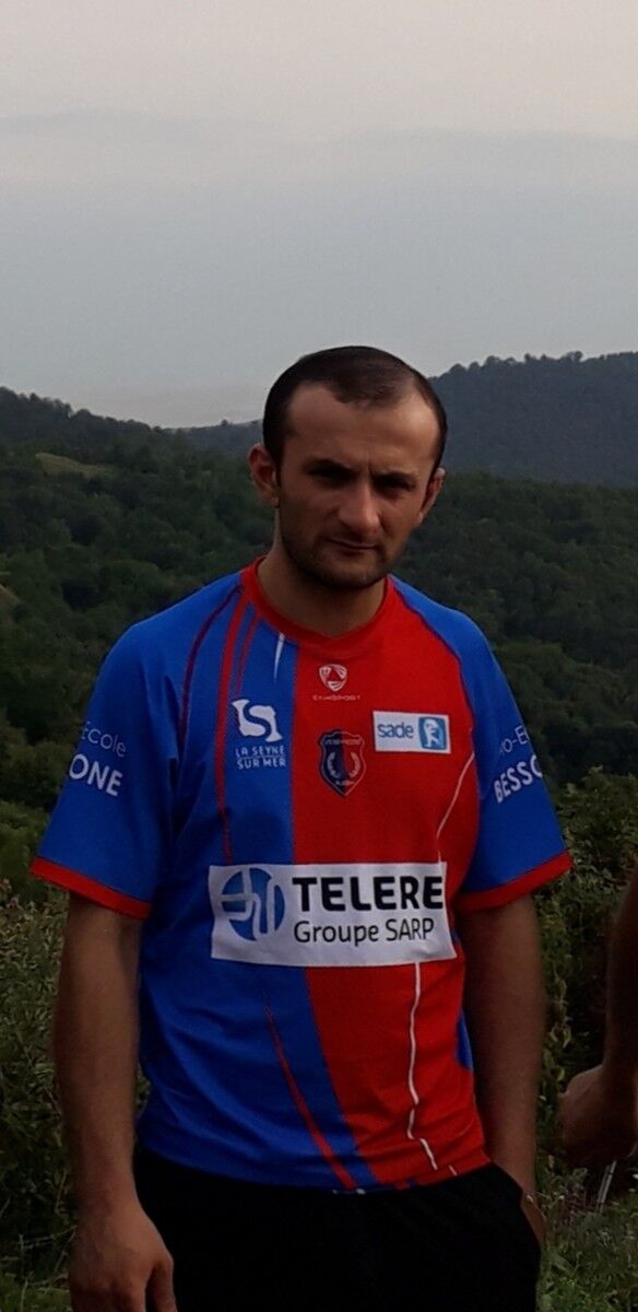  ,   Irakli, 40 ,   