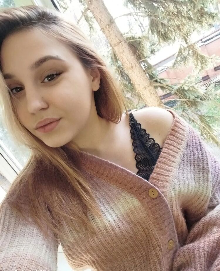  37810142  , 21 ,    --