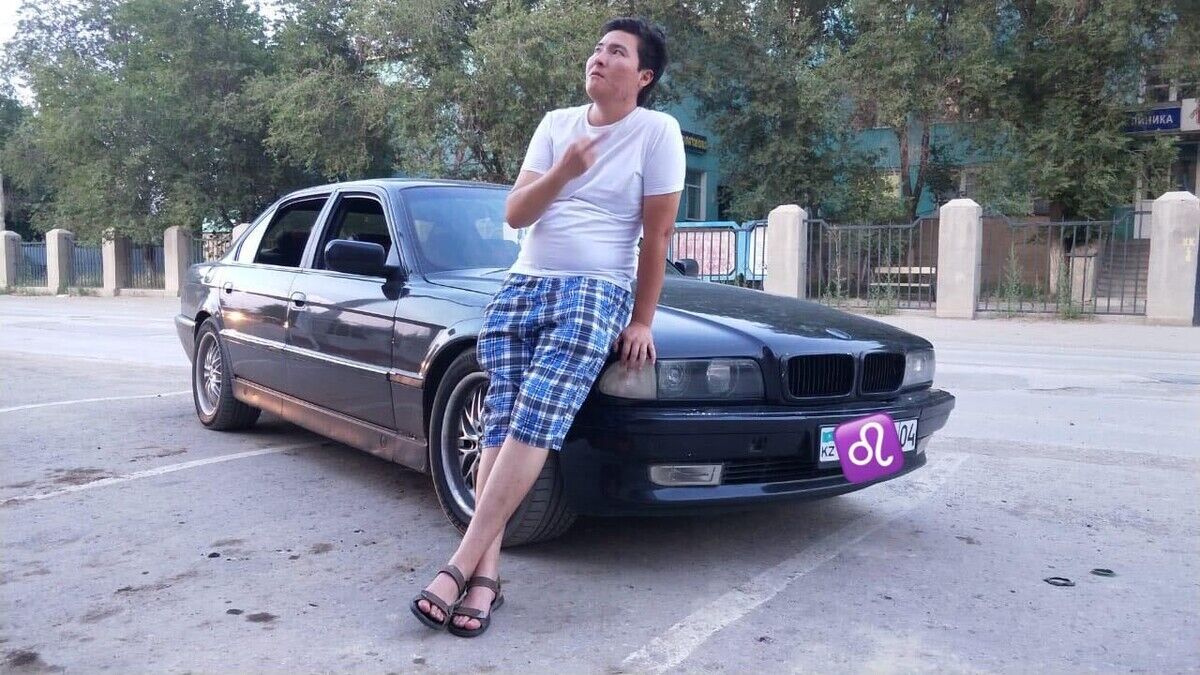  21864542  Eset, 33 ,    