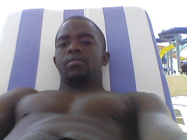  ,   Ngakosso, 36 ,   ,   , c 