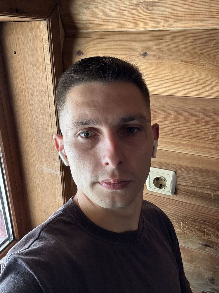  47570262  , 28 ,    