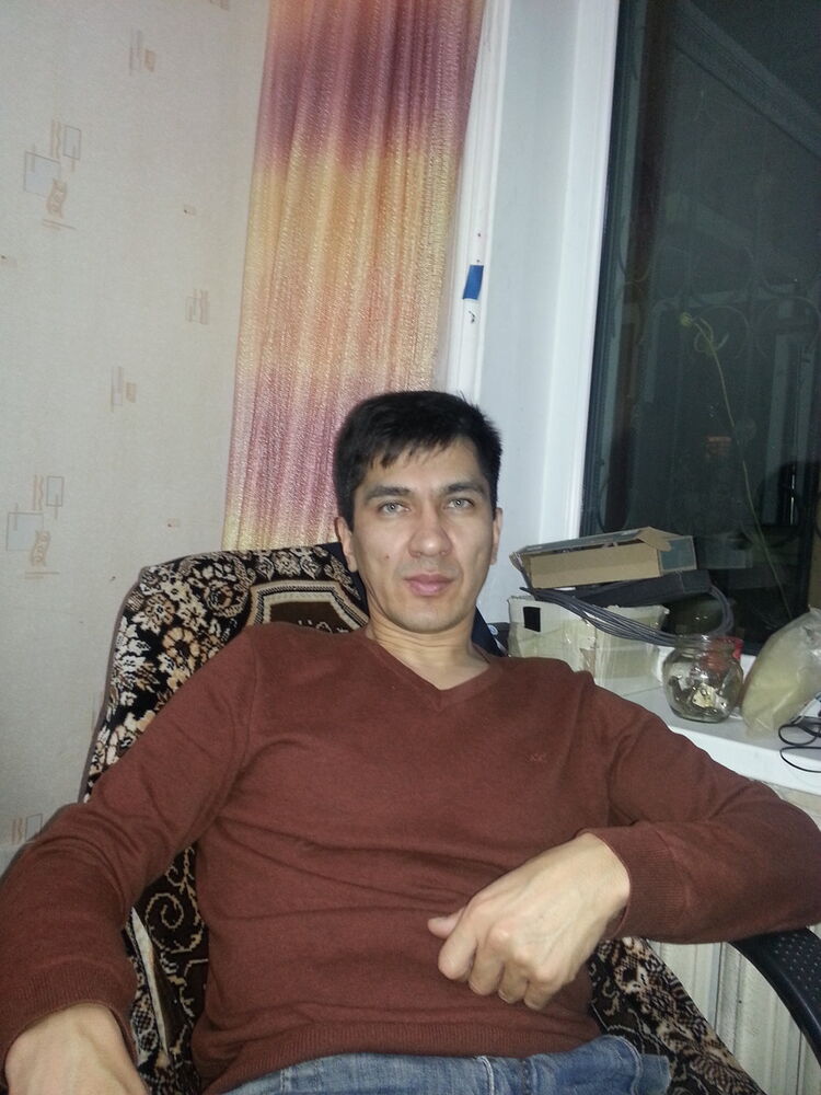  4295992  Farhad, 47 ,    