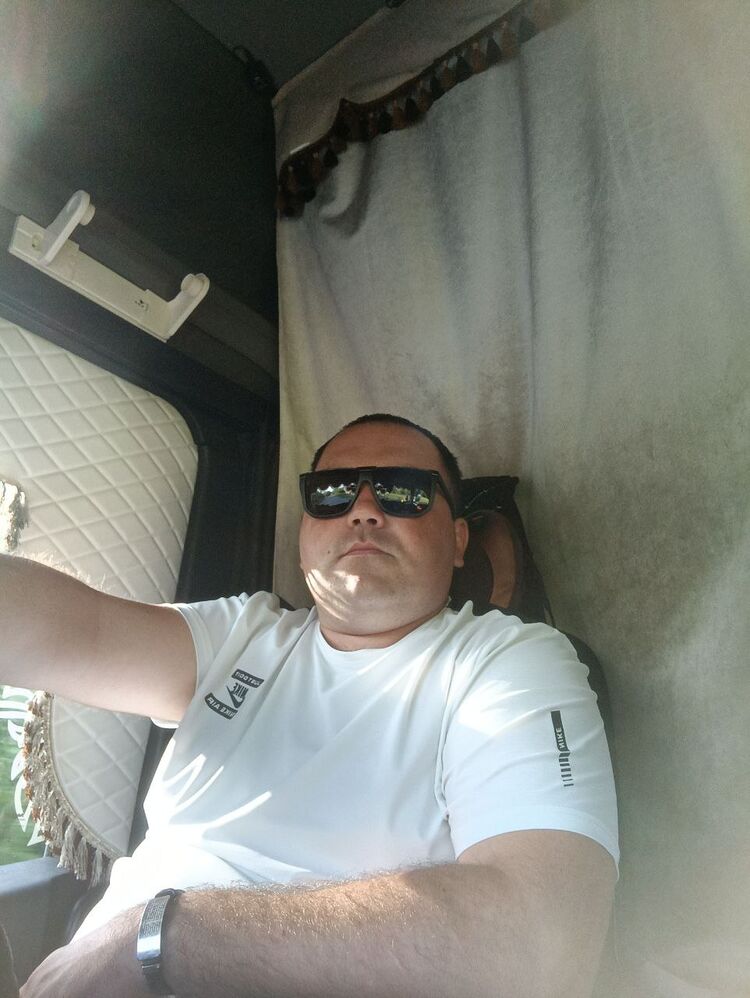  44436062  , 34 ,    