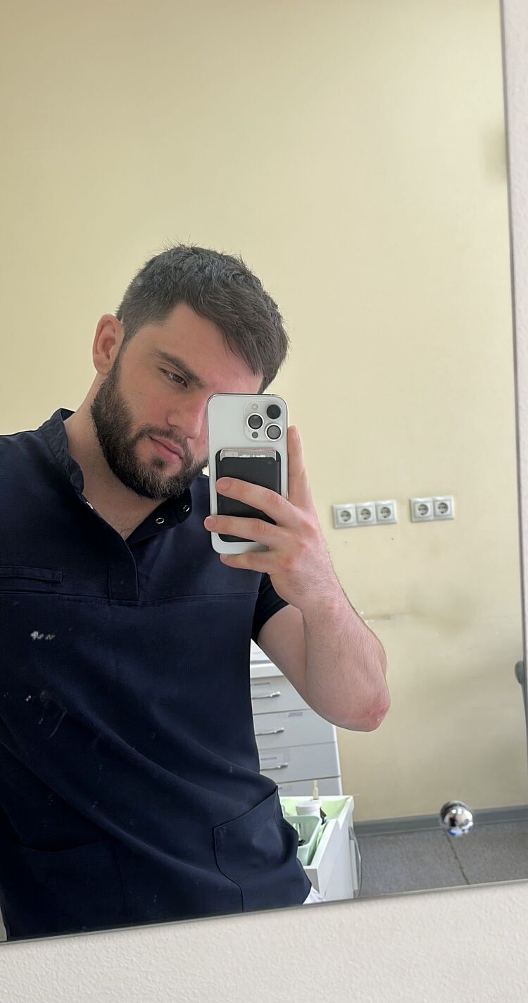  37539132  , 27 ,    