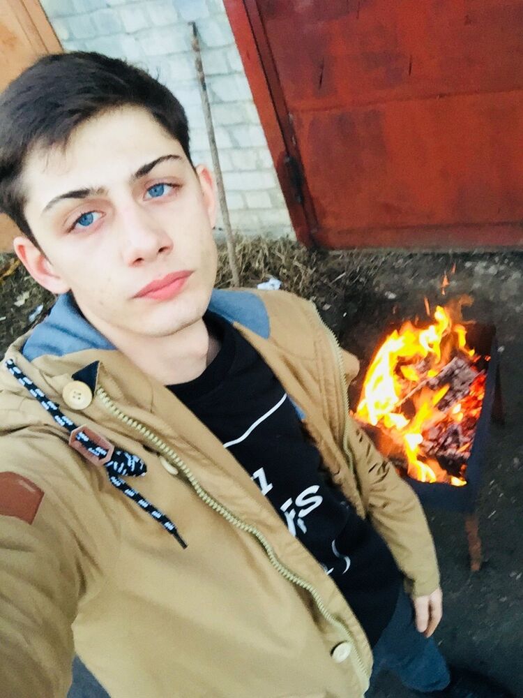  ,   , 28 ,   