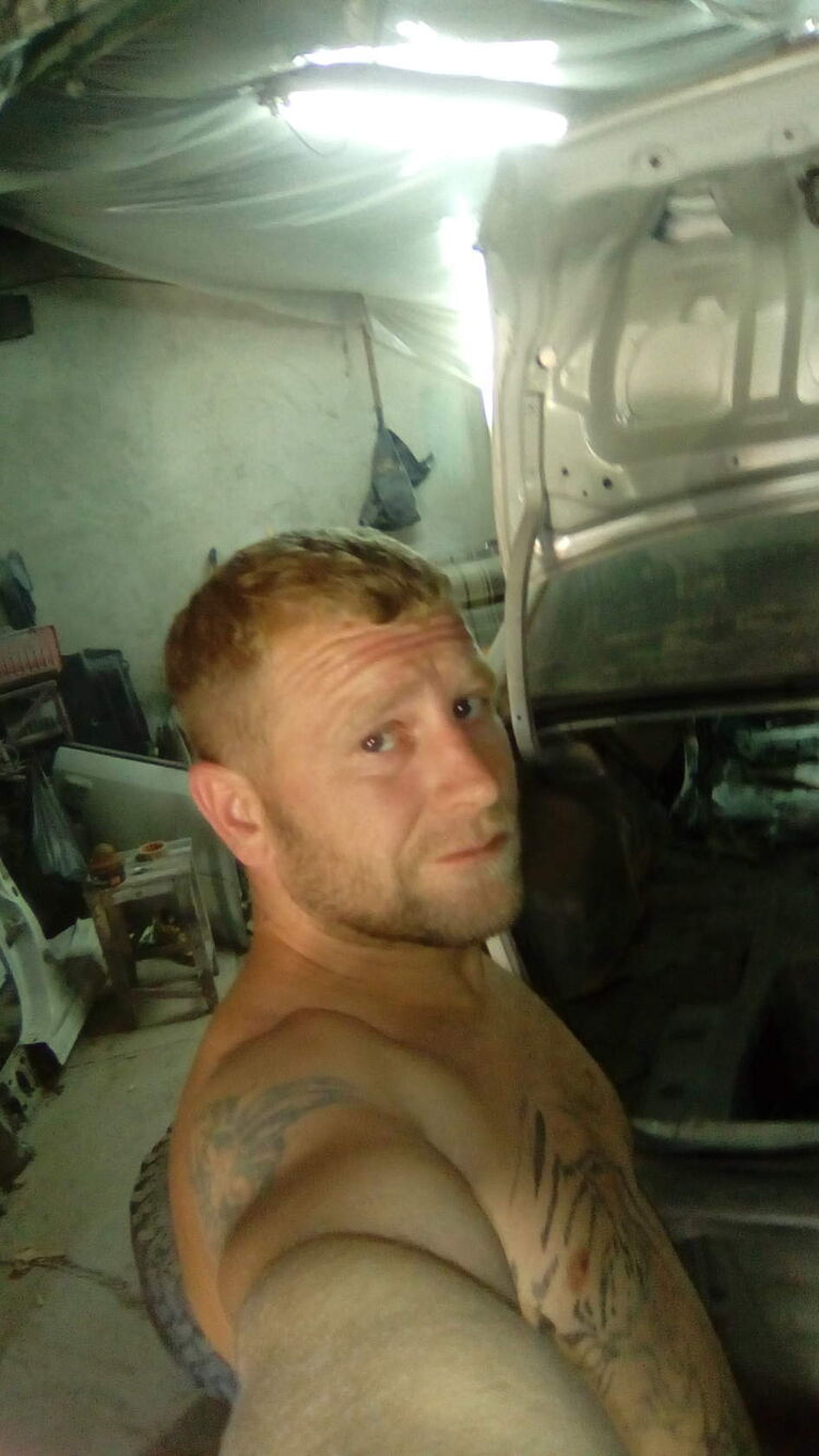  28075952  , 39 ,    