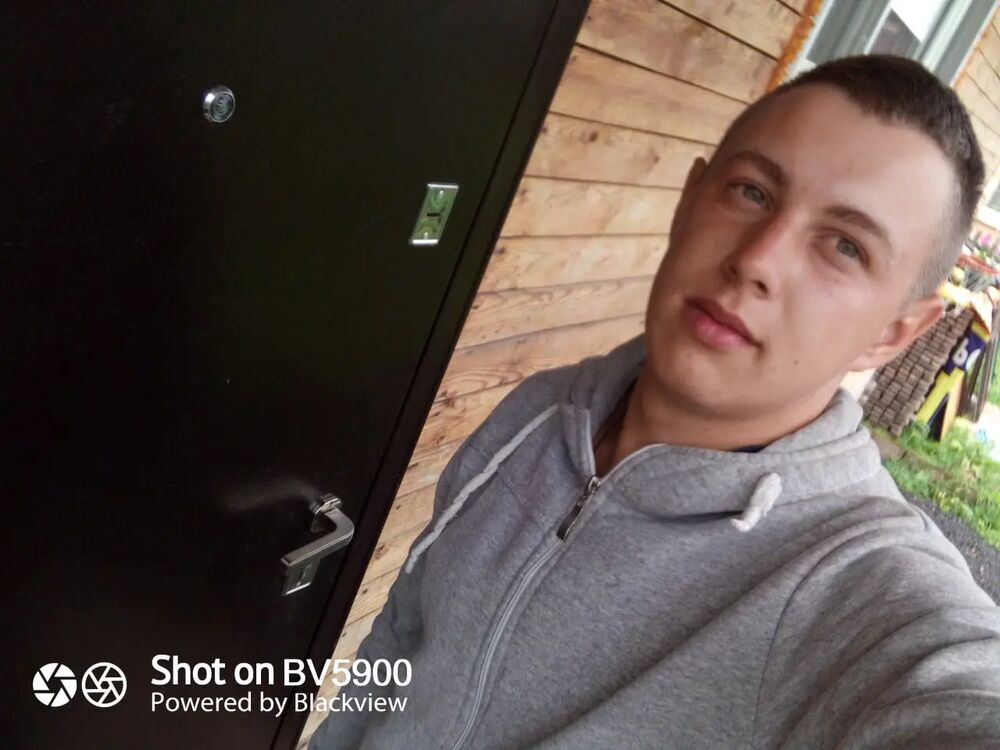  30969952  Daniil, 23 ,    