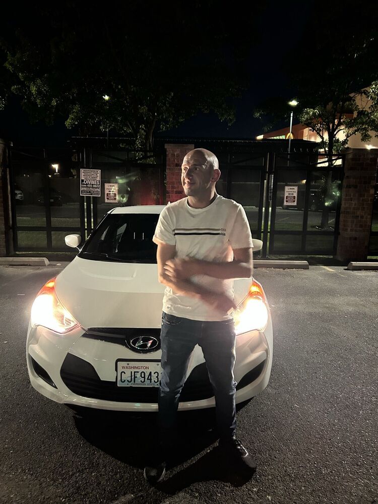  ,   Dave, 42 ,   ,   , c , 