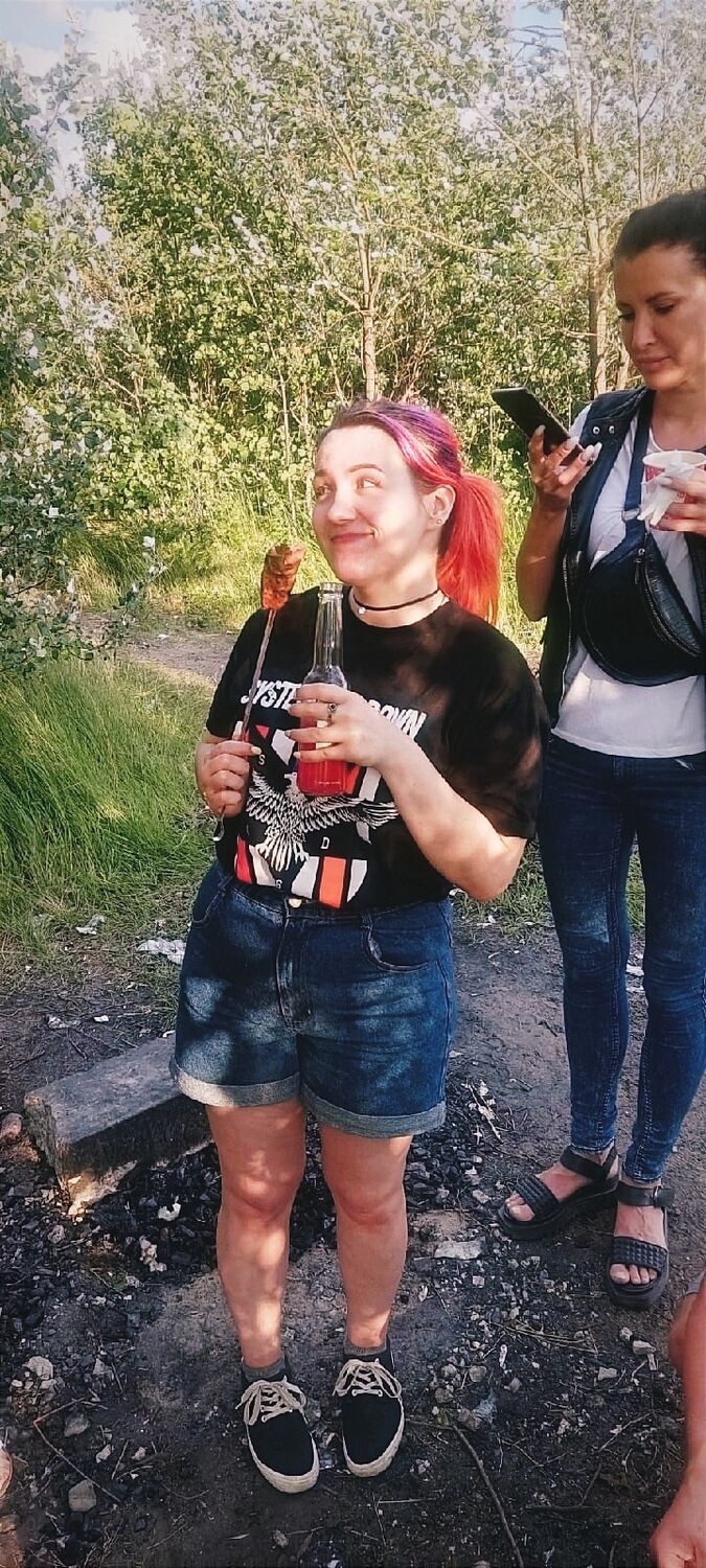  -,   Lisa, 27 ,   ,   