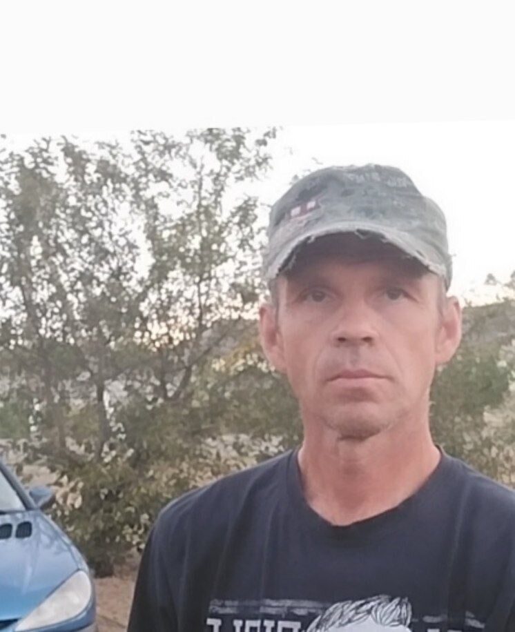  ,   Sergej, 53 ,   ,   