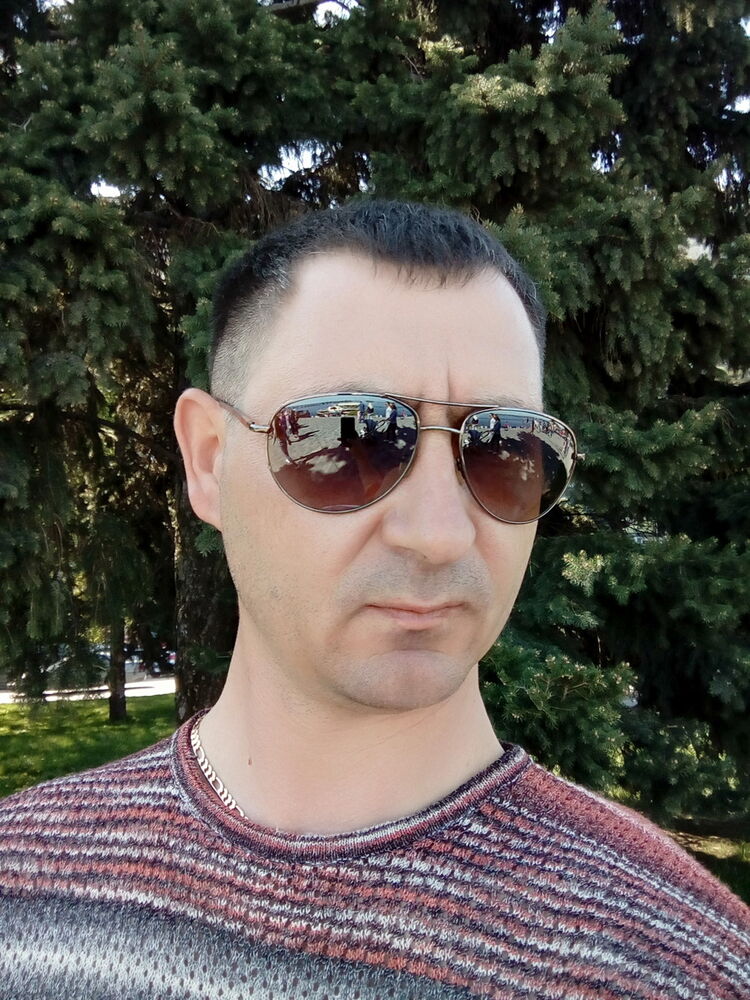  ,   Andrei, 43 ,   ,   , c 