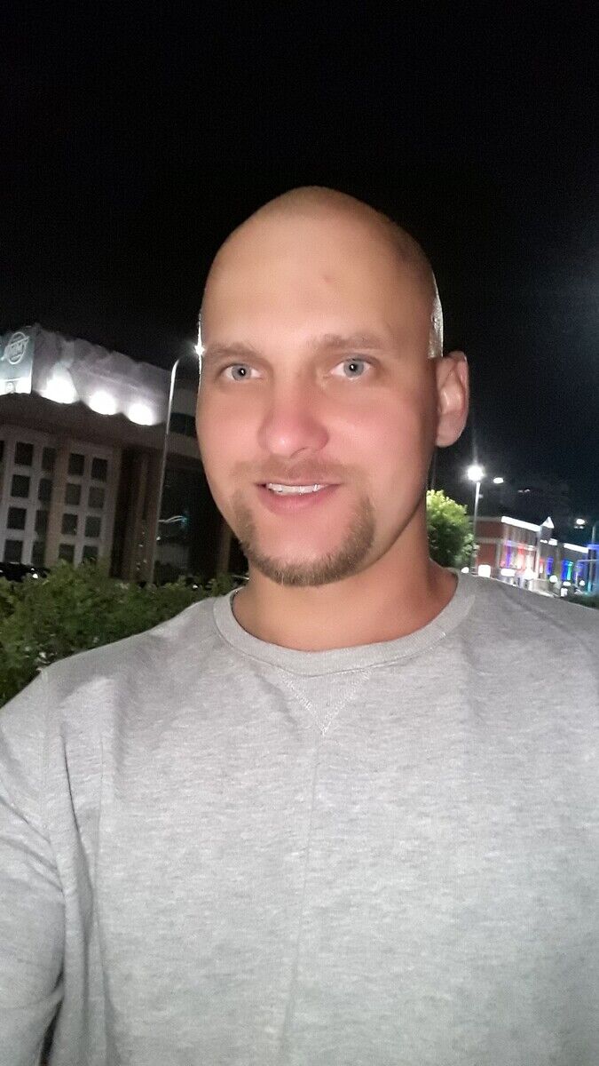 ���� 21544852 ������� �����, 37 ���, ���� ���������� � ������