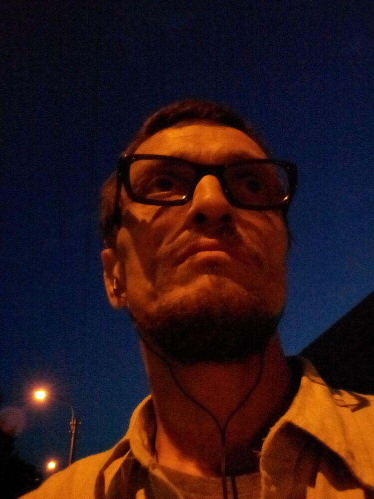  28152392  Petr, 56 ,    -