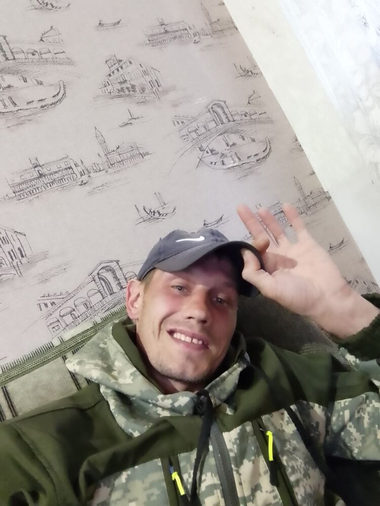  48403872  , 36 ,    