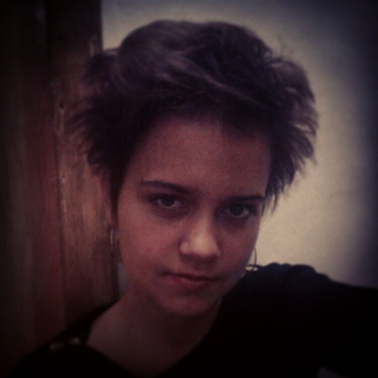 ���� 7444052 ������� �������, 32 ����, ���� ���������� � ����