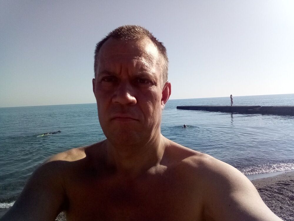  -,   , 52 ,     , c 