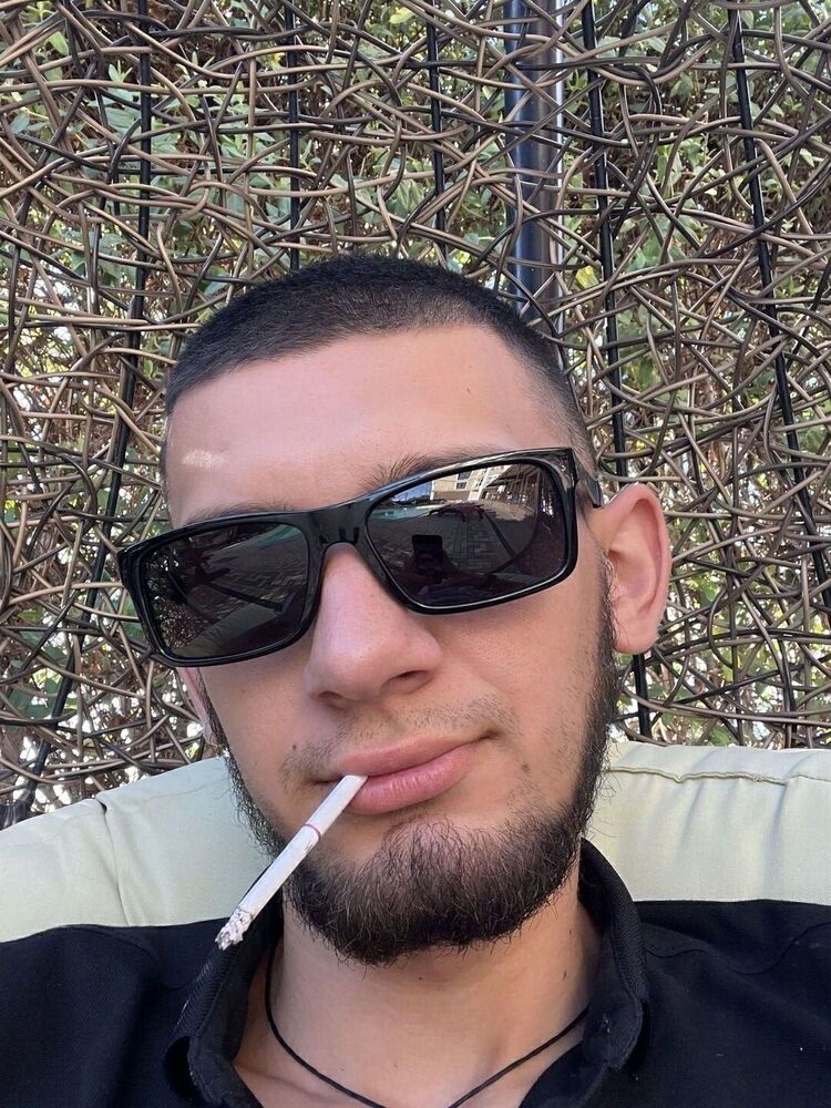  ,   Valeriy, 21 ,   ,   