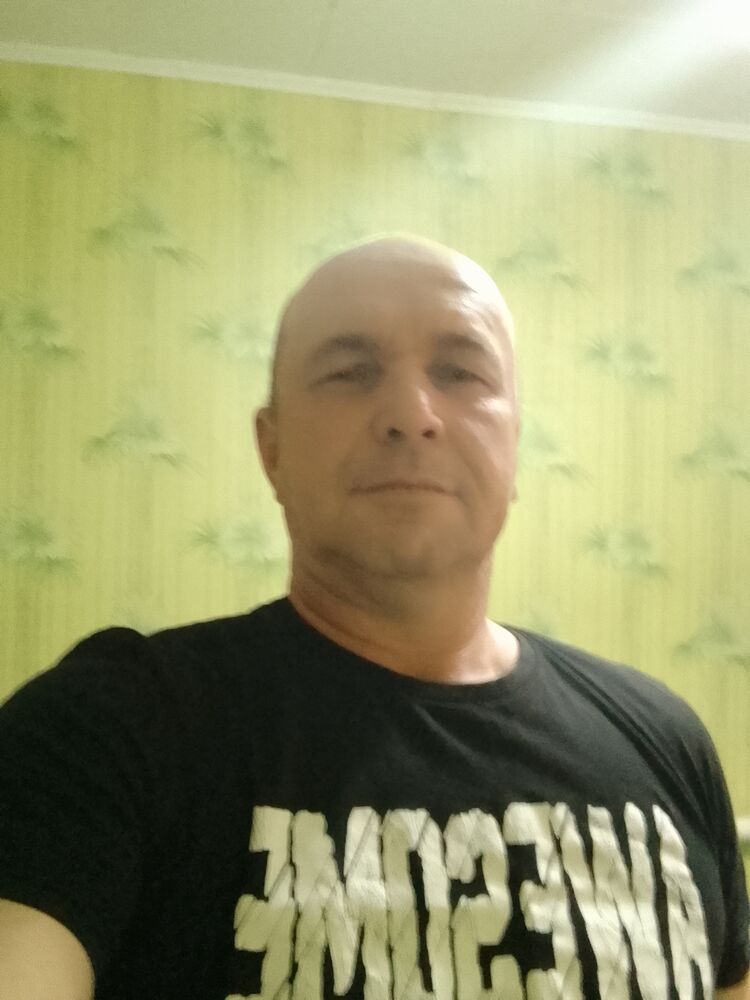  ,   Maksim, 47 ,   