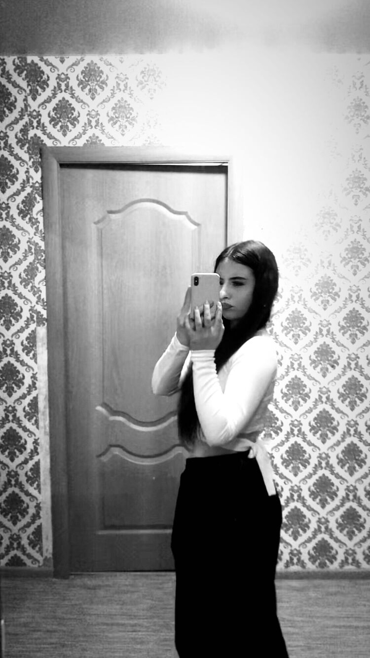  48545172  , 21 ,    