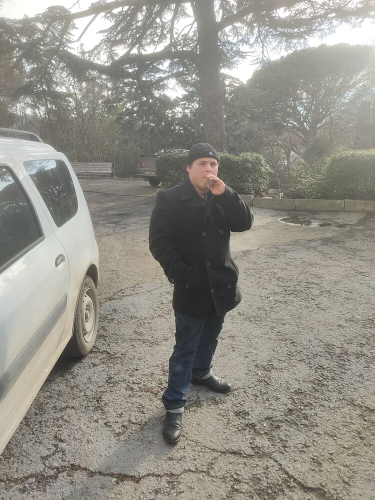  44249802  , 21 ,    