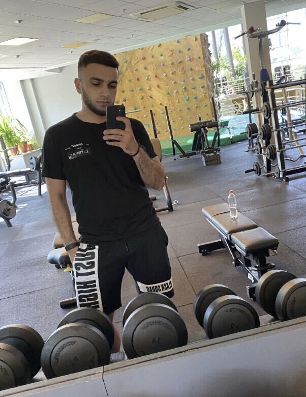  52010162  Andy, 25 ,    