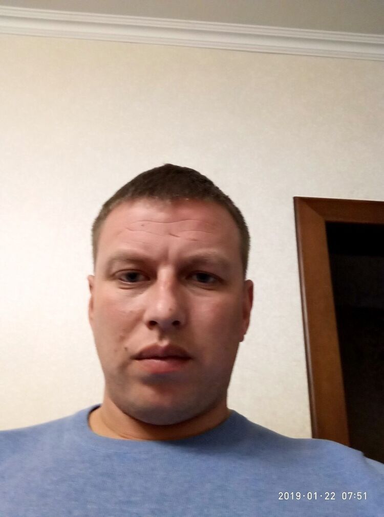  ,   Igor, 38 ,   