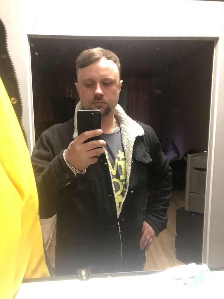  42166892  , 33 ,    