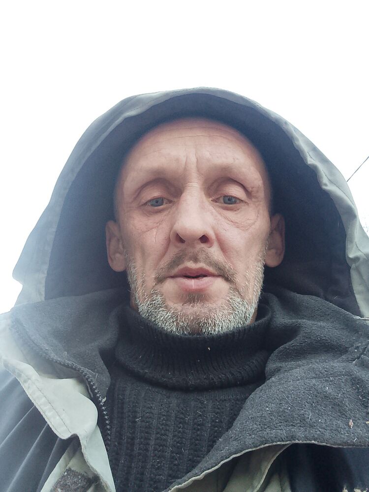  49242812  , 42 ,     