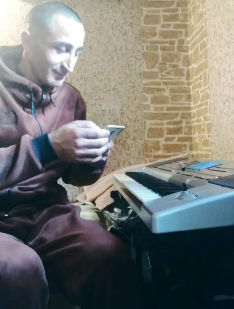  ,    R T U R, 37 ,   ,   