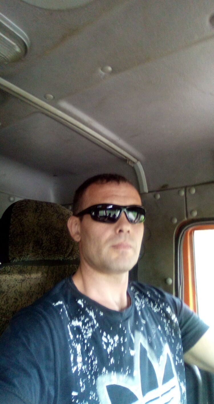  27571242  , 46 ,     