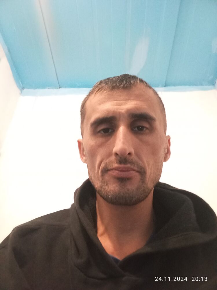  47831912  Ahmadali, 38 ,    