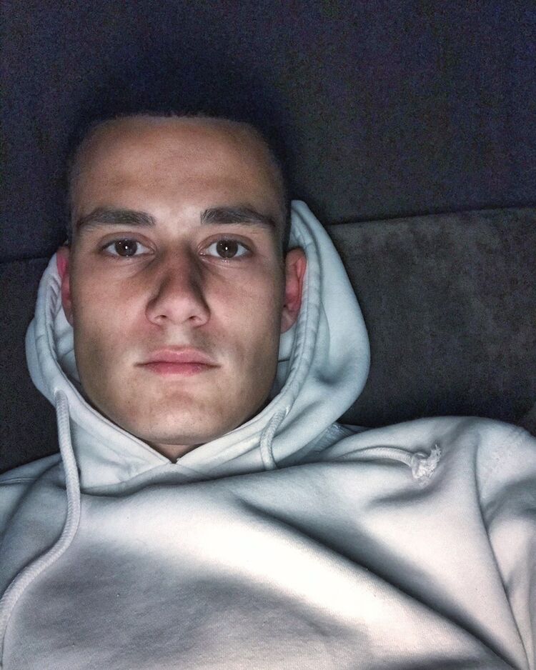 ���� 18352972 ����� �����, 24 ����, ���� ���������� � ����������