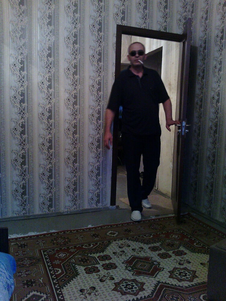  ,   Azer, 44 ,   ,   , c , 