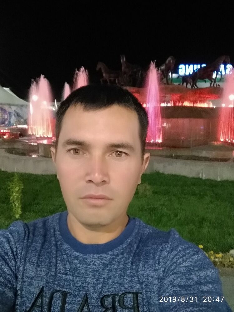  17428802  Ruslan, 34 ,    