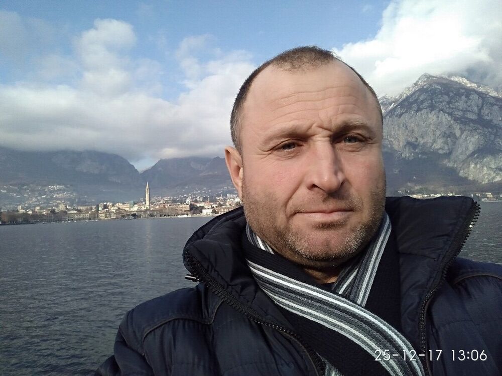  20249582  Jora, 57 ,    