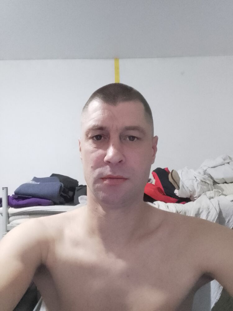  40031342  , 40 ,    
