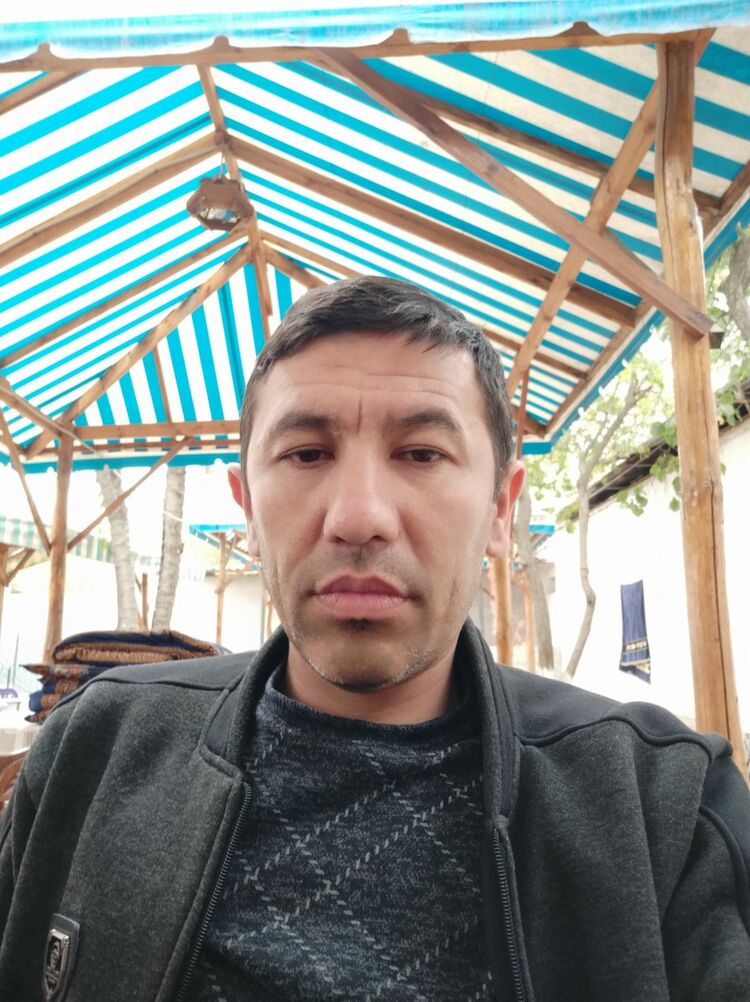  18024642  Hasanboy, 49 ,    