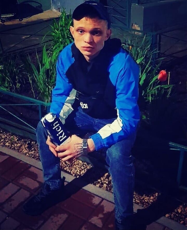  ,   , 28 ,   ,   