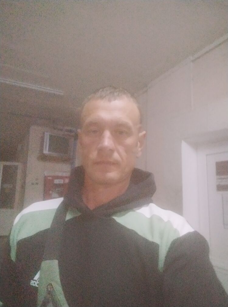  52614712  Vitaly, 47 ,    