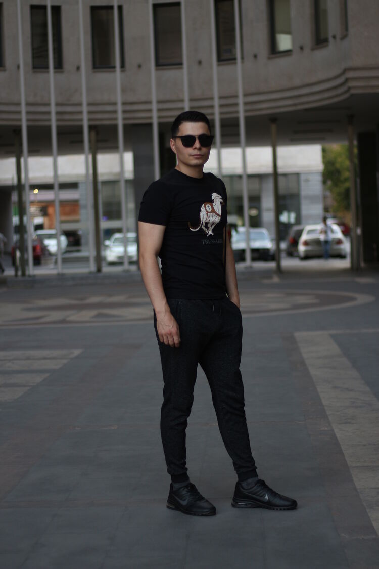  ,   Dav, 25 ,   ,   