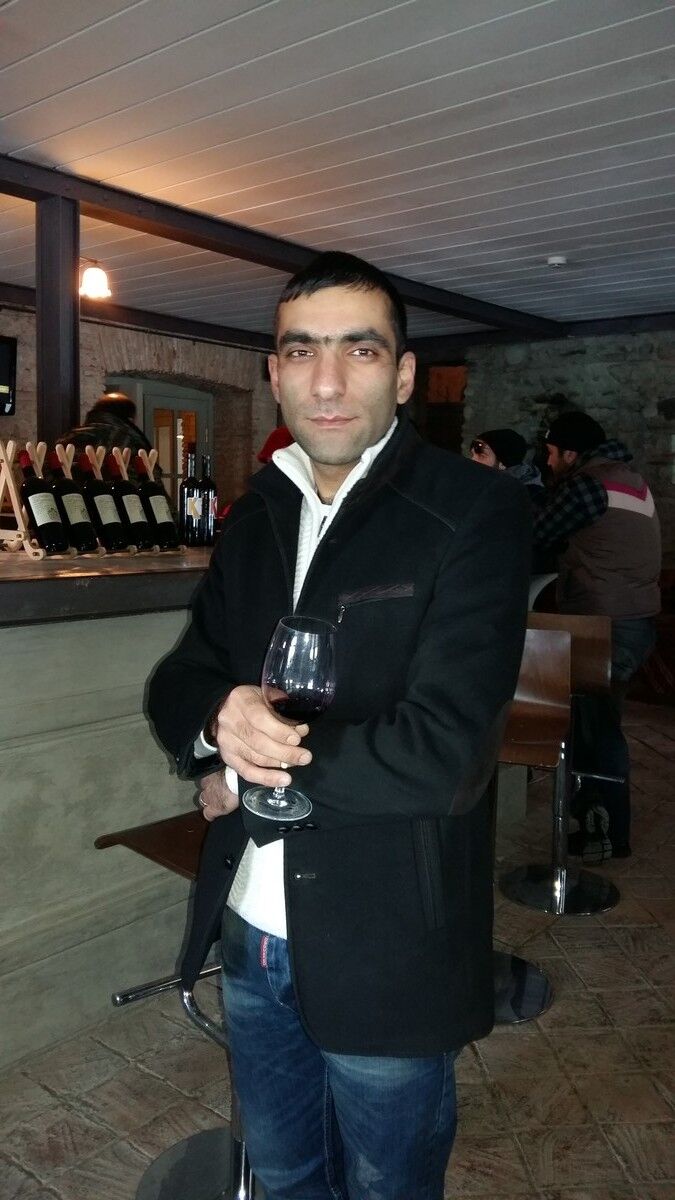  6965472  Levani, 36 ,    
