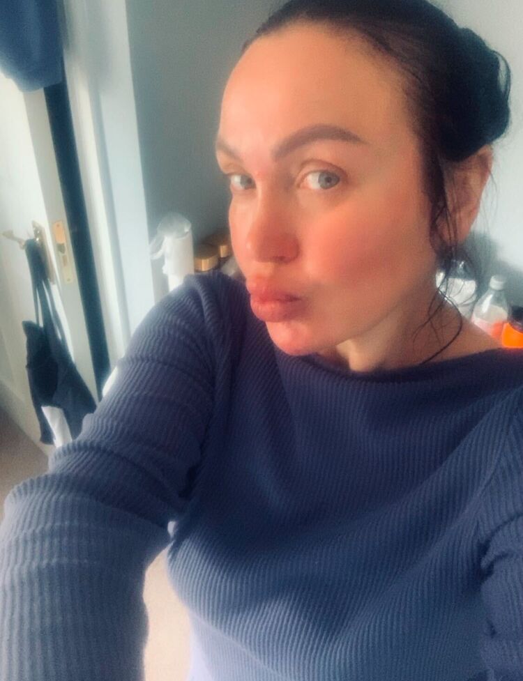  ,   Nika, 42 ,     , c , 