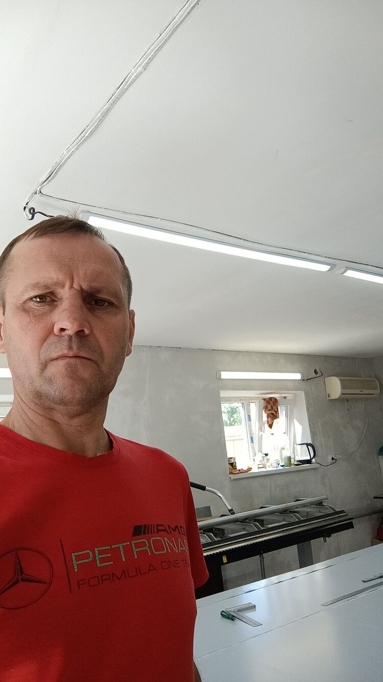  46465702  , 48 ,    