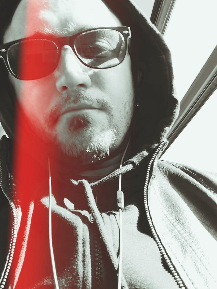  --,   Ilya, 40 ,   ,   , c 